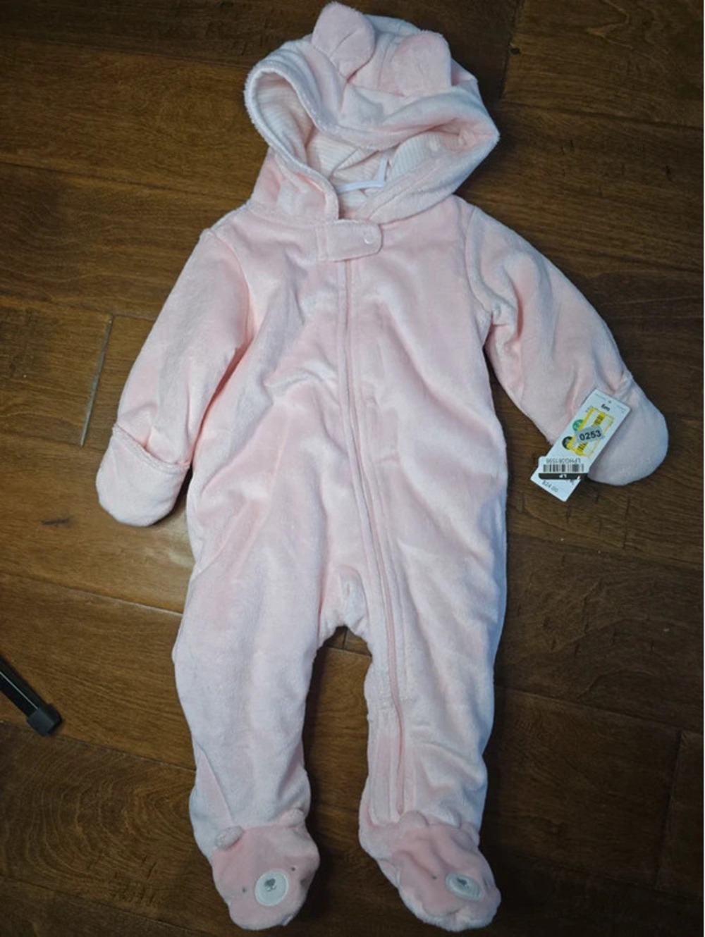 6m brand new carter's snowsuit item 253G1